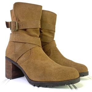 Clarks Leather Winter Block Heel Boots US 12